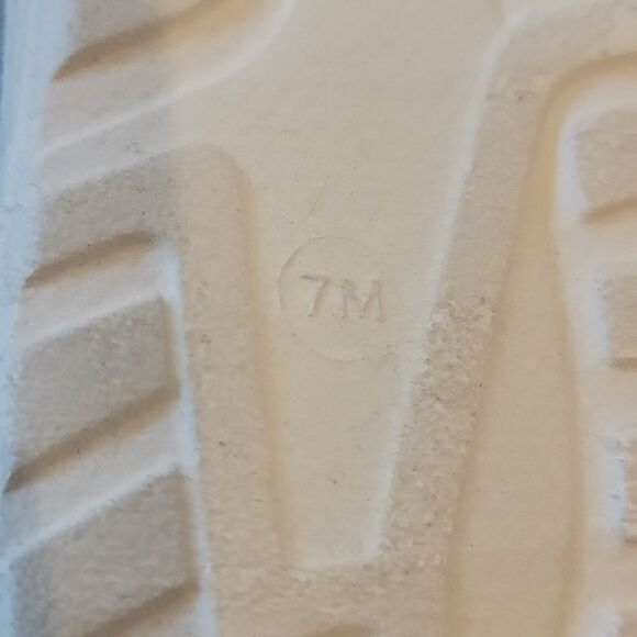 Blue denim slip on loafers size 7 NWOT - Picture 7 of 8